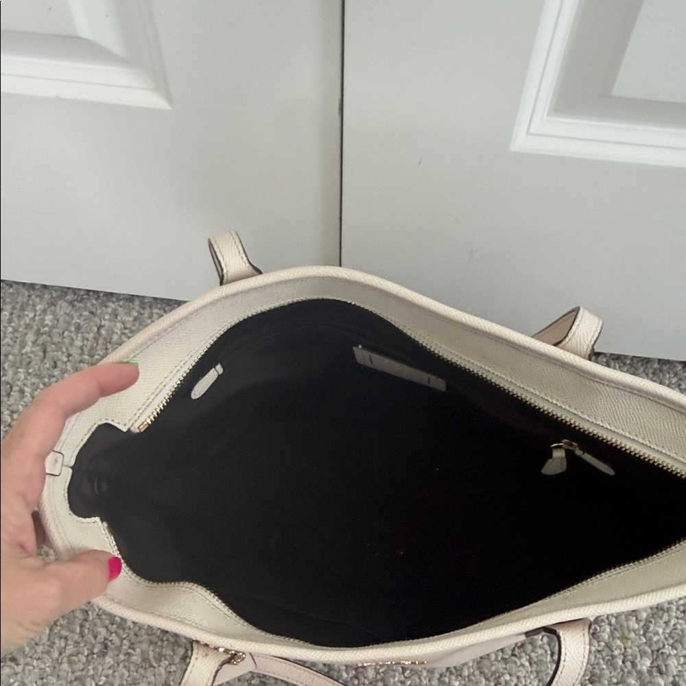 Coach Ivory Leather Tote - Picture 3 of 7